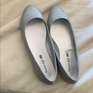 Never worn American Eagle flats